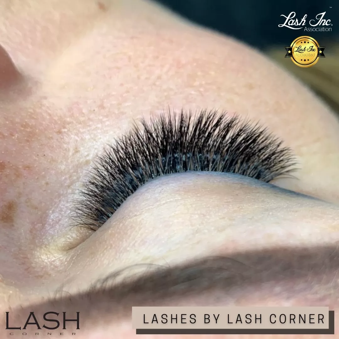 Lash extension example 16